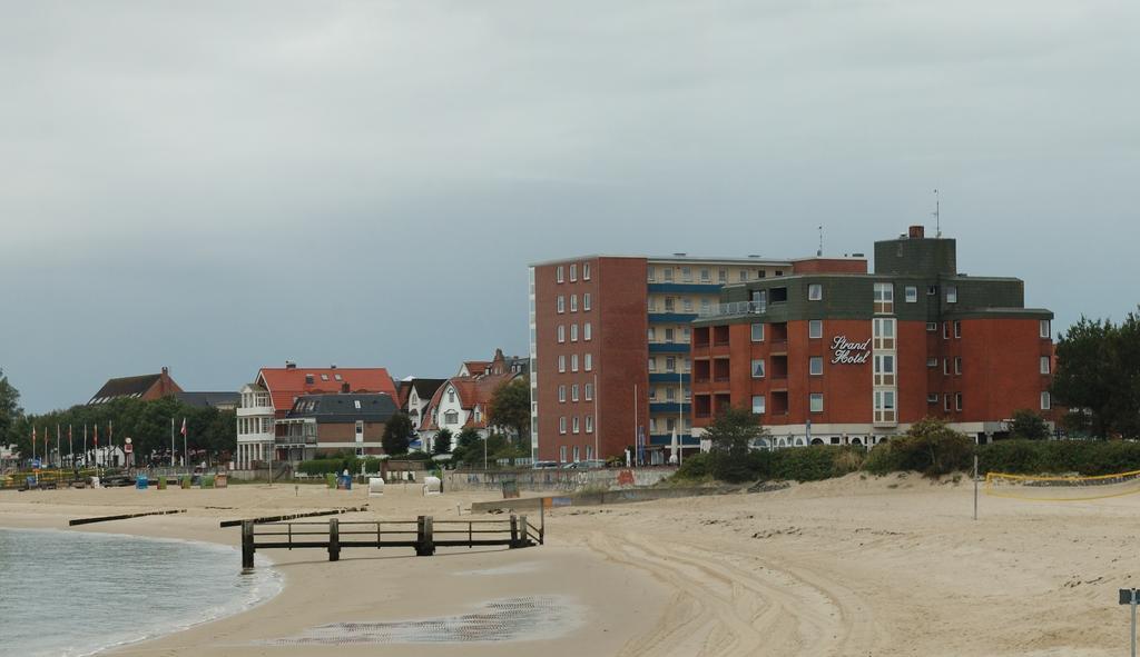 Strandhotel Wyk auf Foehr Luaran gambar